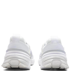 Womens V2K Run White Metallic Silver Platinum Tint