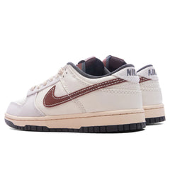Dunk Low Dark Pony Soft Pearl Pearl White
