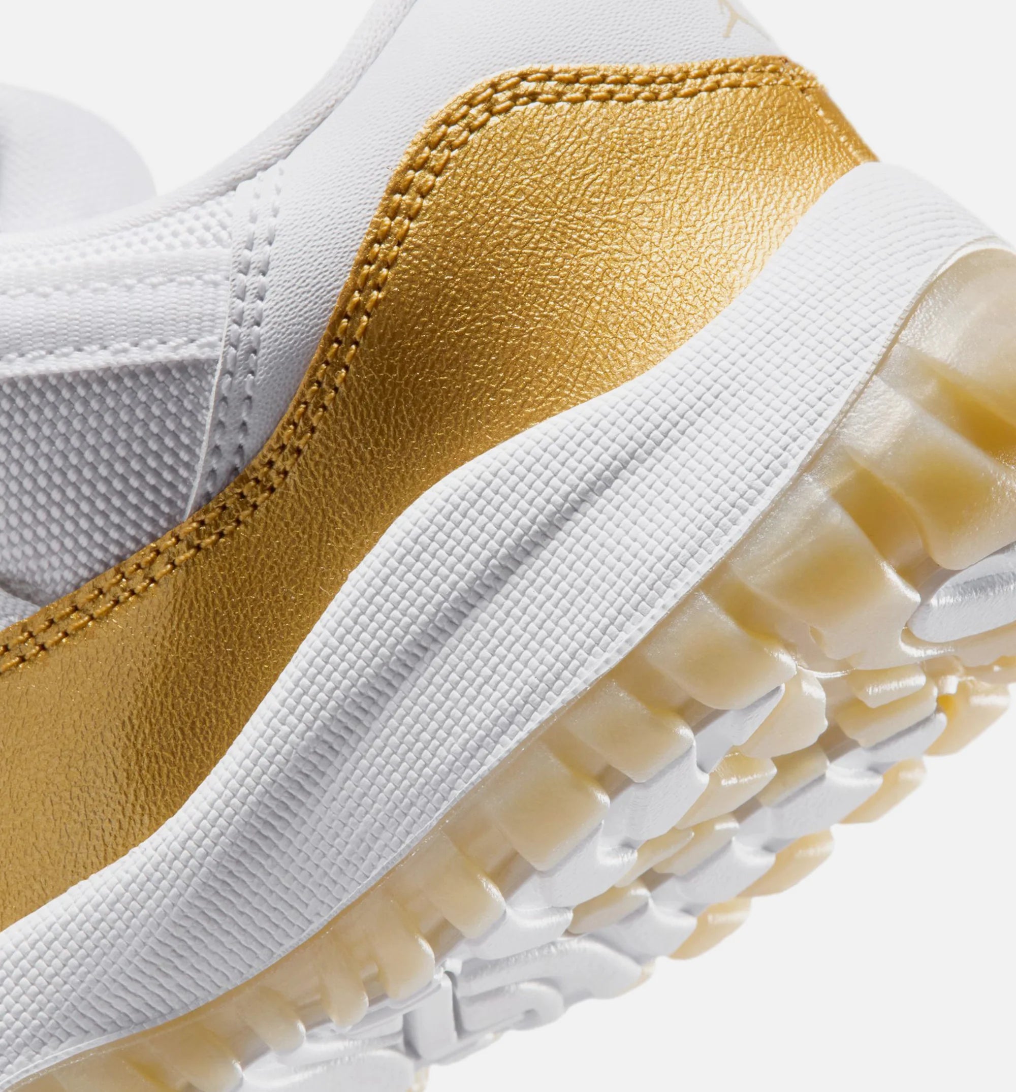 Air Jordan 11 Retro Low Mothers Day Preschool Lifestyle Shoe White Metallic Gold Team Gold Free Shipping