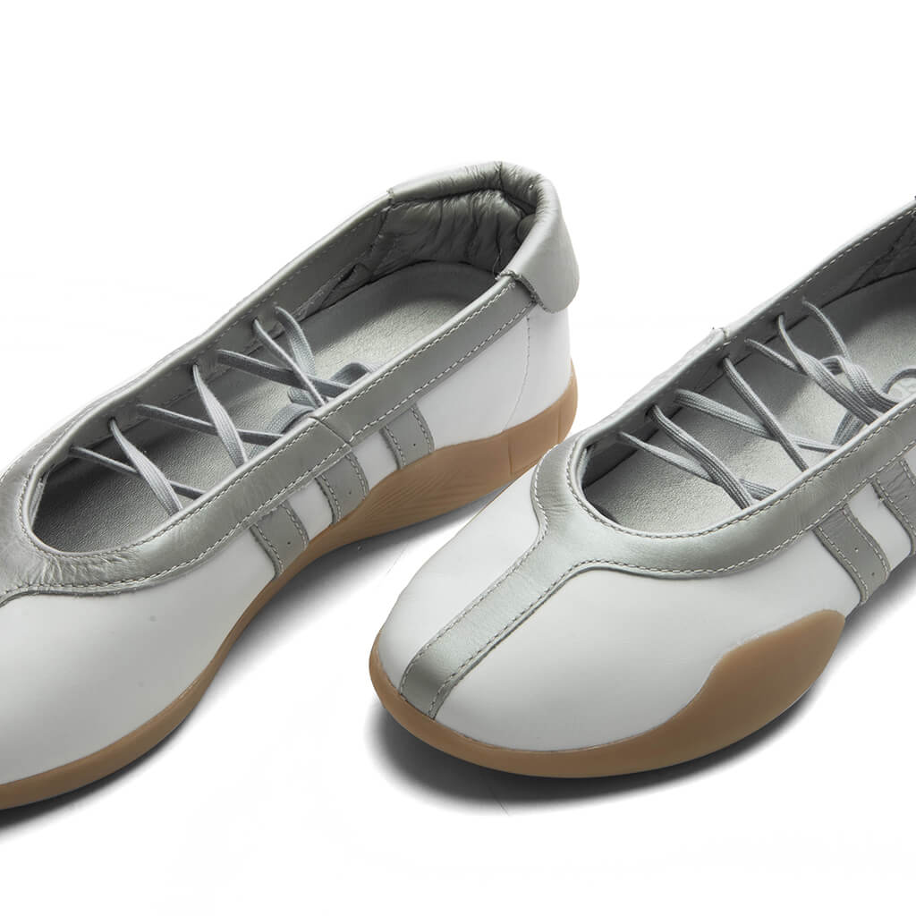 Womens Taekwondo Mei Ballet Cloud White Silver Metallic Gum