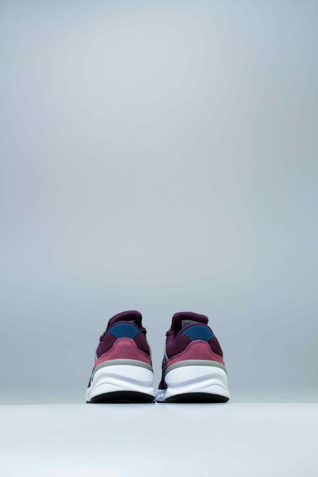 X 90 Reconstructed Mens Shoe Purple Grey