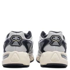725v1 Grey Matter Black White