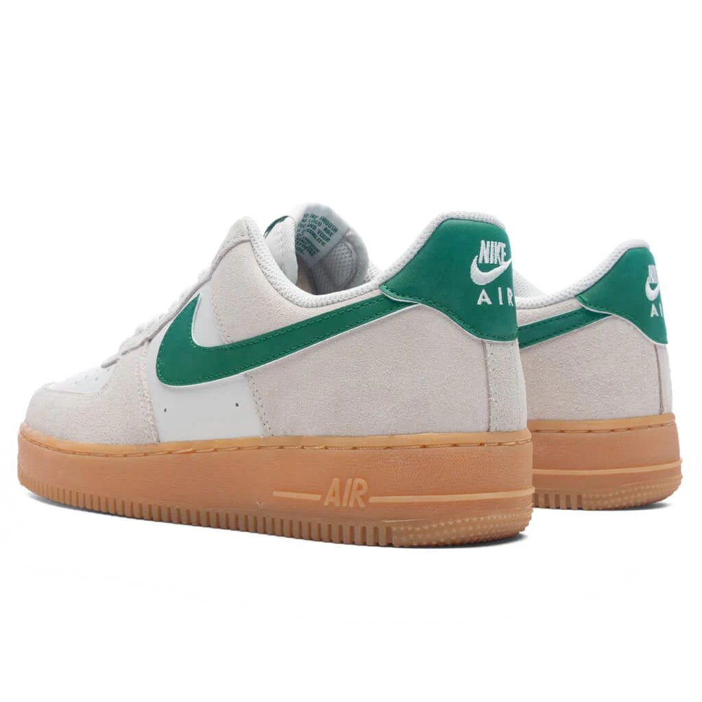 Air Force 1 07 LV8 Phantom Malachite Gum Yellow