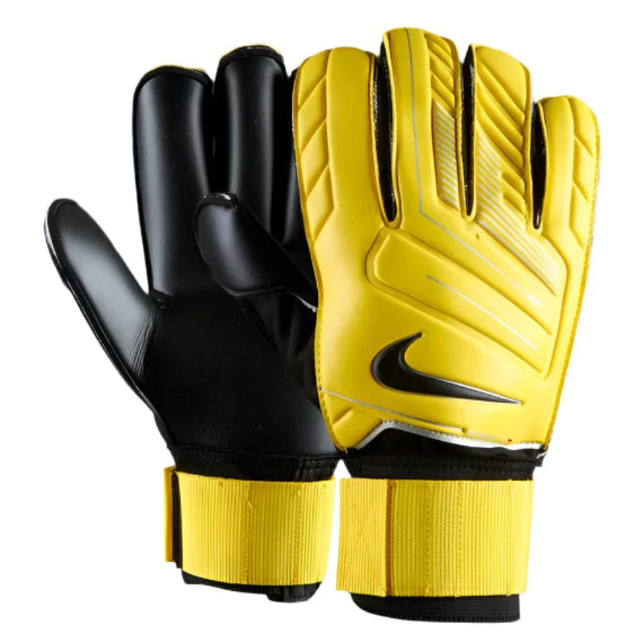 Nike Gunn Cut Pro Goalkeeper Gloves Yellow Black