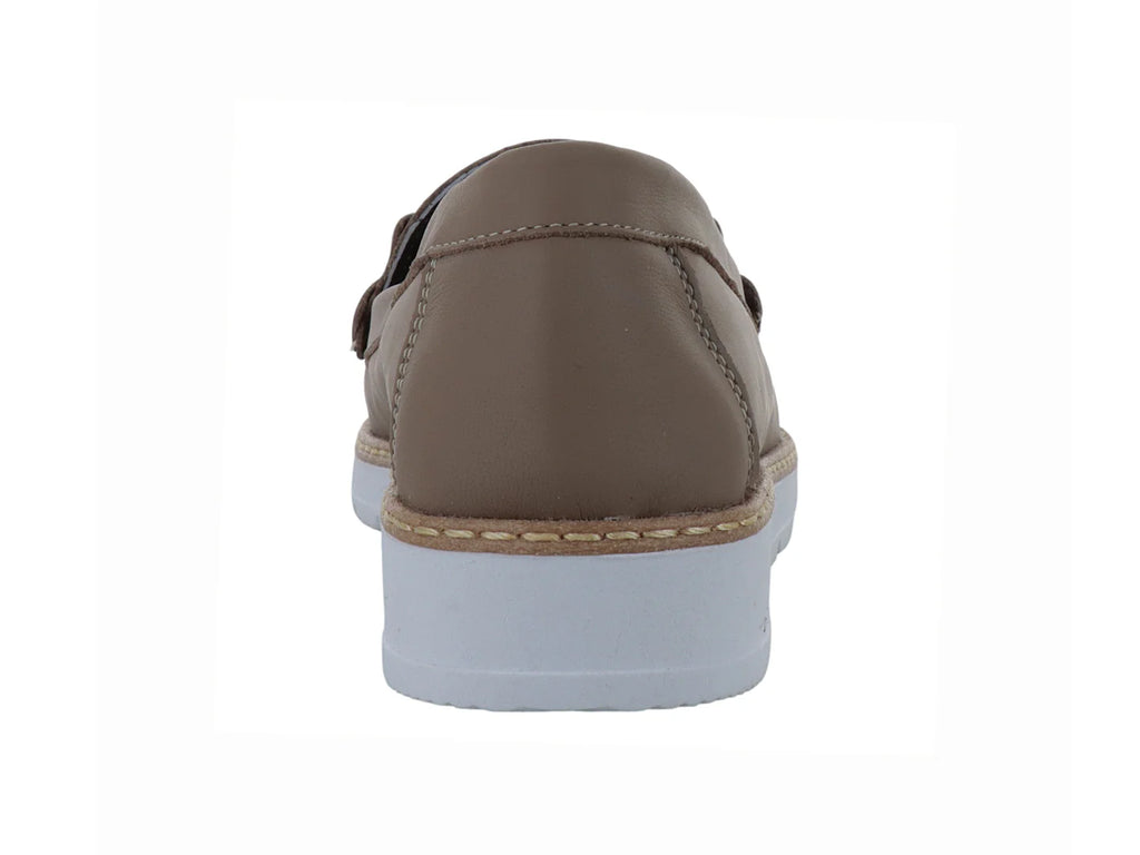 Zapatos Mocasines Luna Rosa Color Cajeta para Mujer