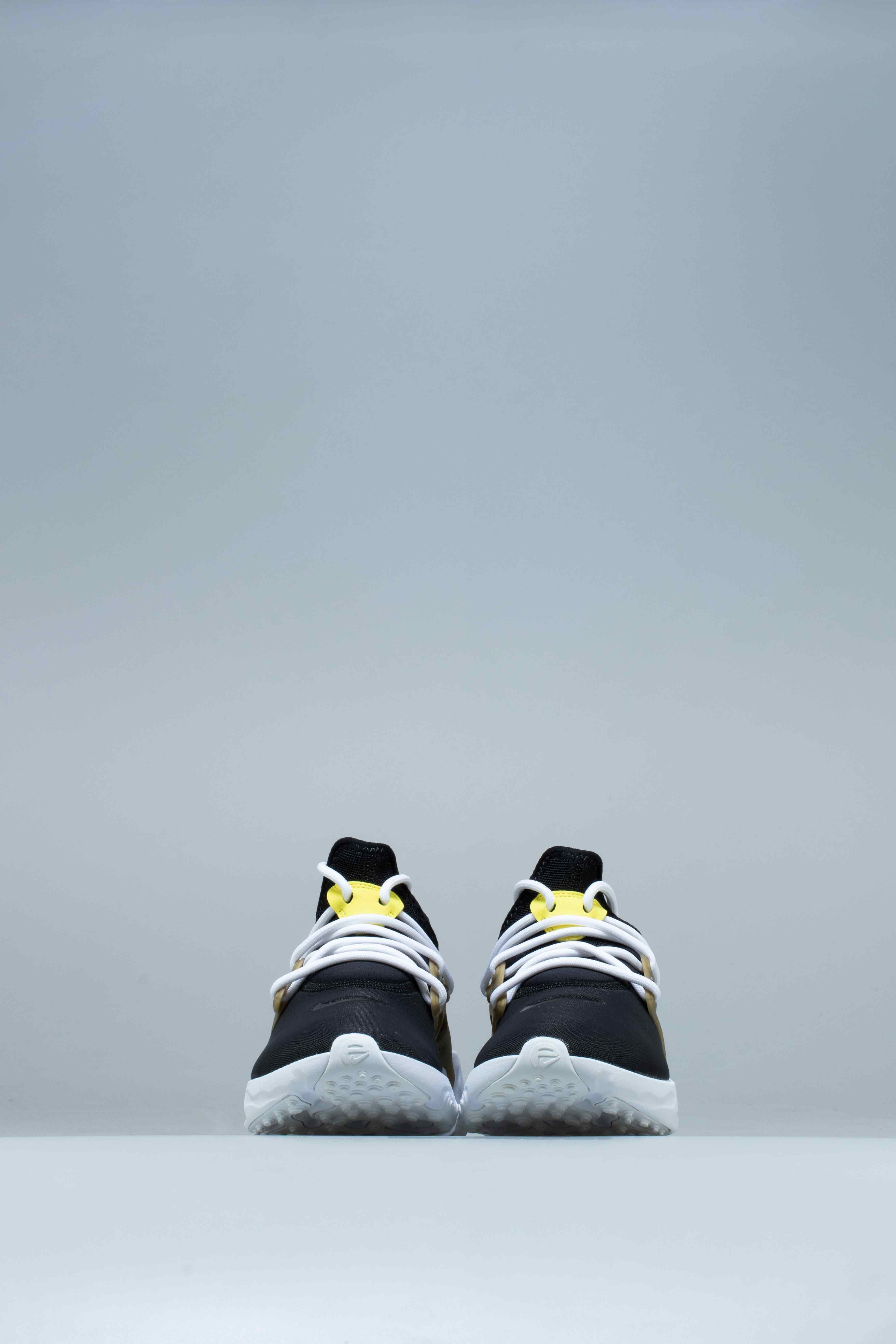 React Presto Mens Running Shoe Black Yellow