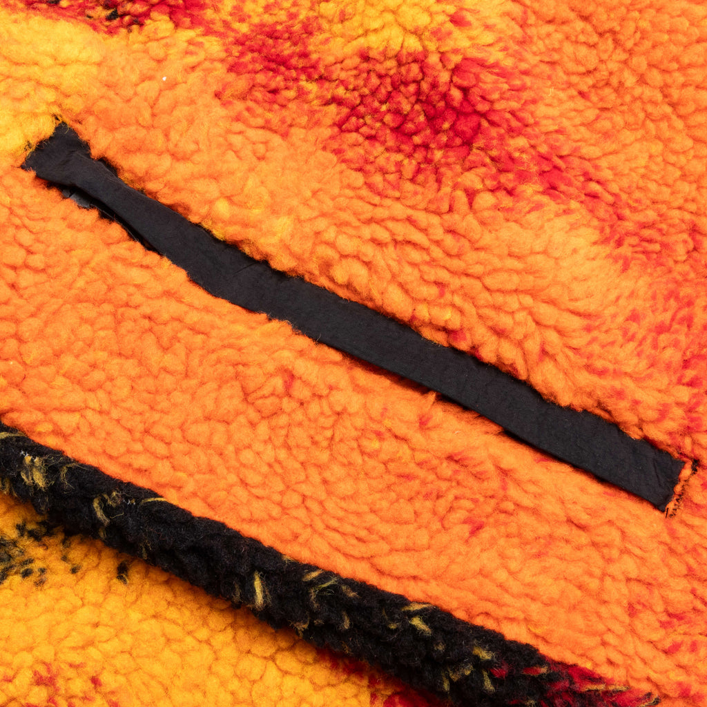 Sherpa Short Lava
