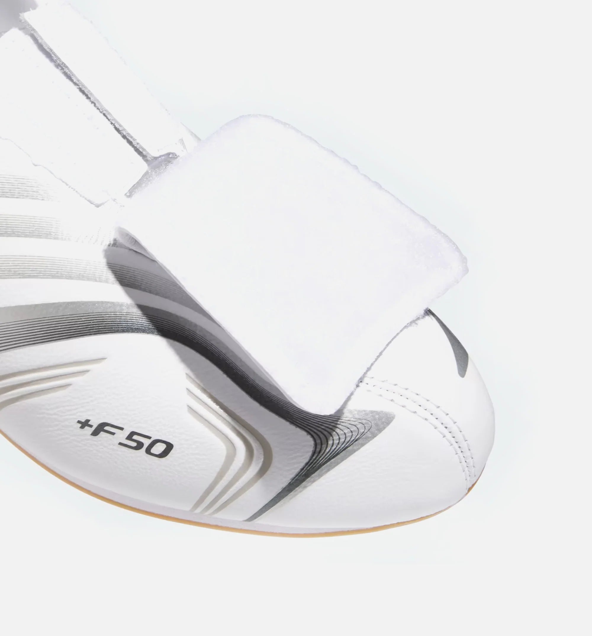 Taekwondo F50 Womens Lifestyle Shoe Cloud White Silver Metallic Iron Metallic