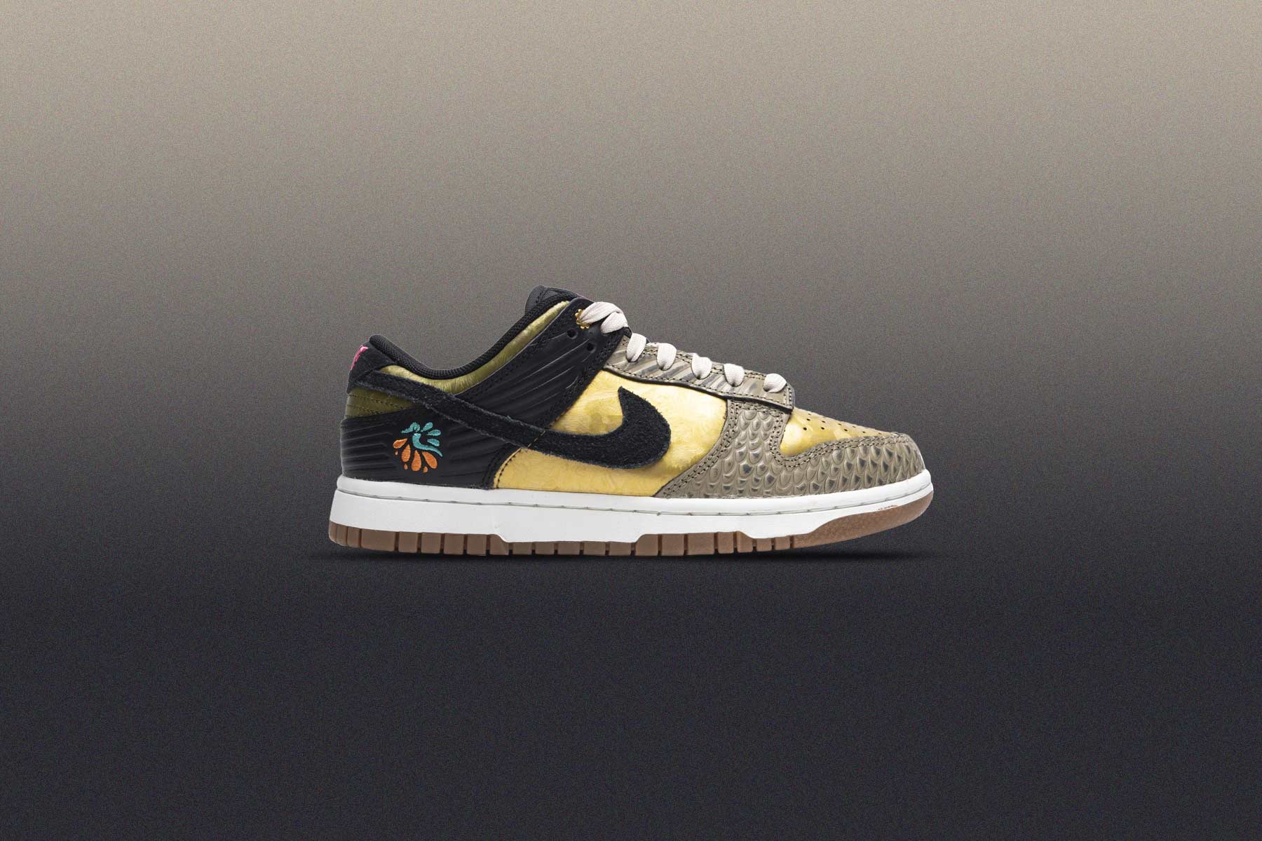 Womens Dunk Low Día De Muertos Black Khaki Metallic Gold
