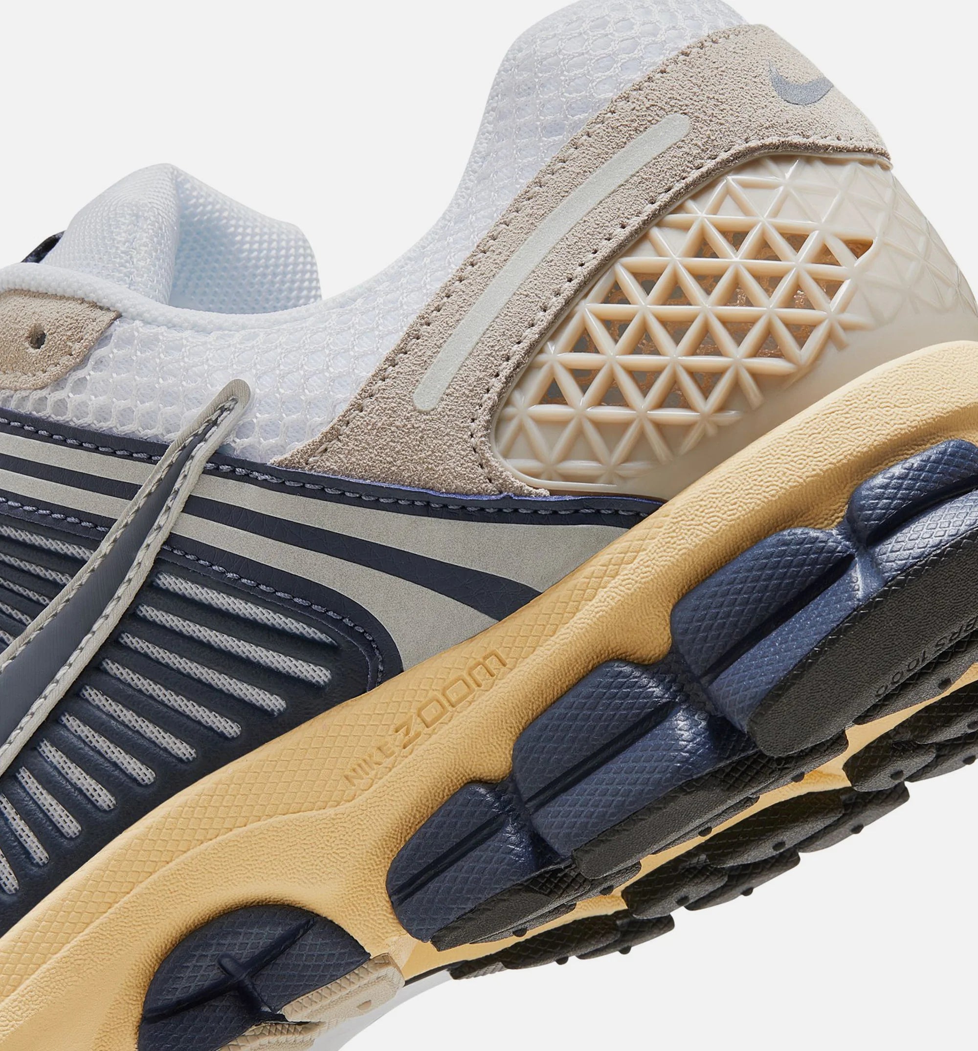 Zoom Vomero 5 Thunder Blue Mens Lifestyle Shoe White Cream II Metallic Platinum Thunder Blue