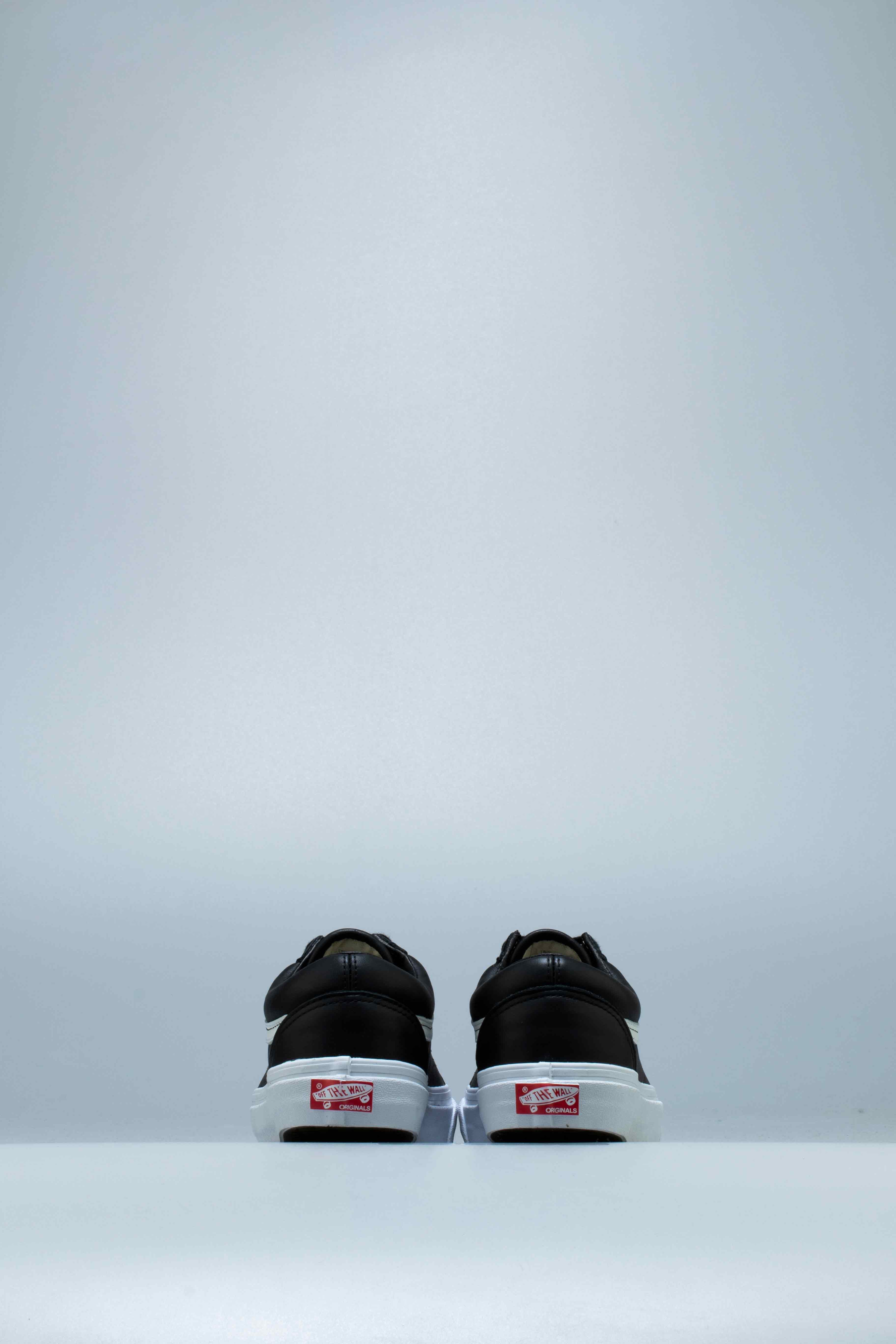OG Old Skool LX Mens Skate Shoe Black White