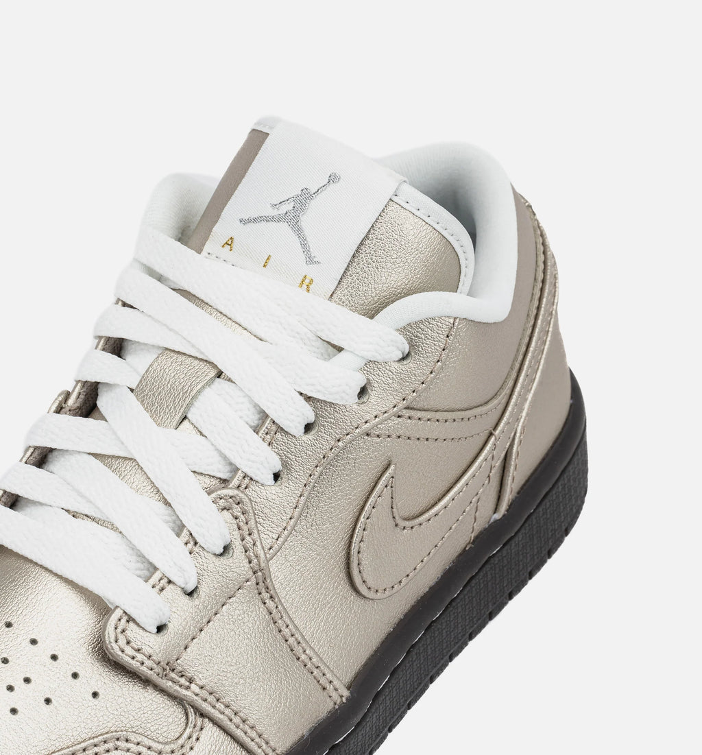 Air Jordan 1 Low SE Metallic Zinc Womens Lifestyle Shoe Metallic Zinc Summit White Velvet Brown Metallic Zinc
