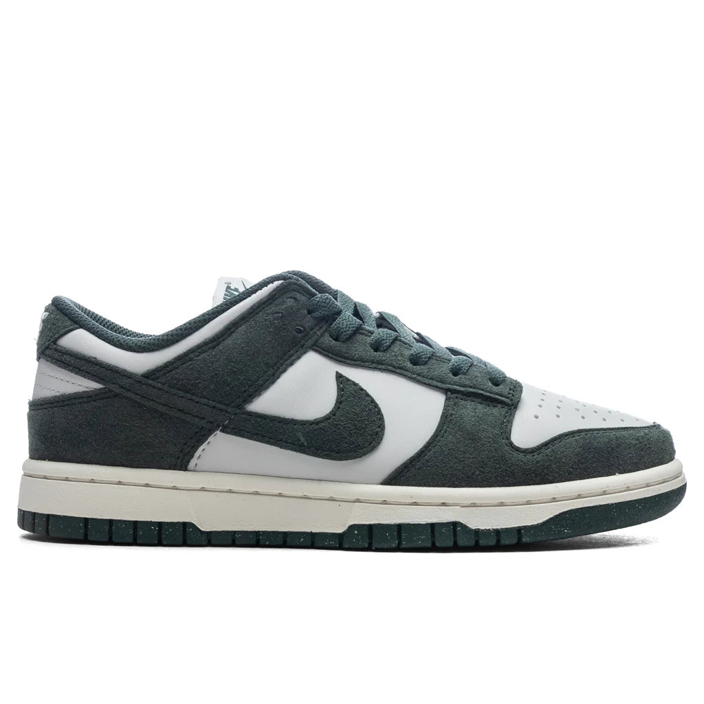 Womens Dunk Low Photon Dust Vintage Green Sail