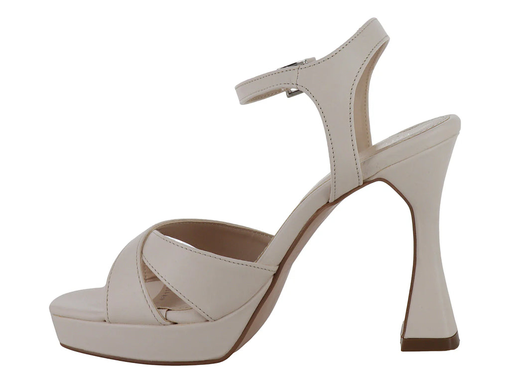 Zapatillas Lady Paulina Color Creme para Mujer