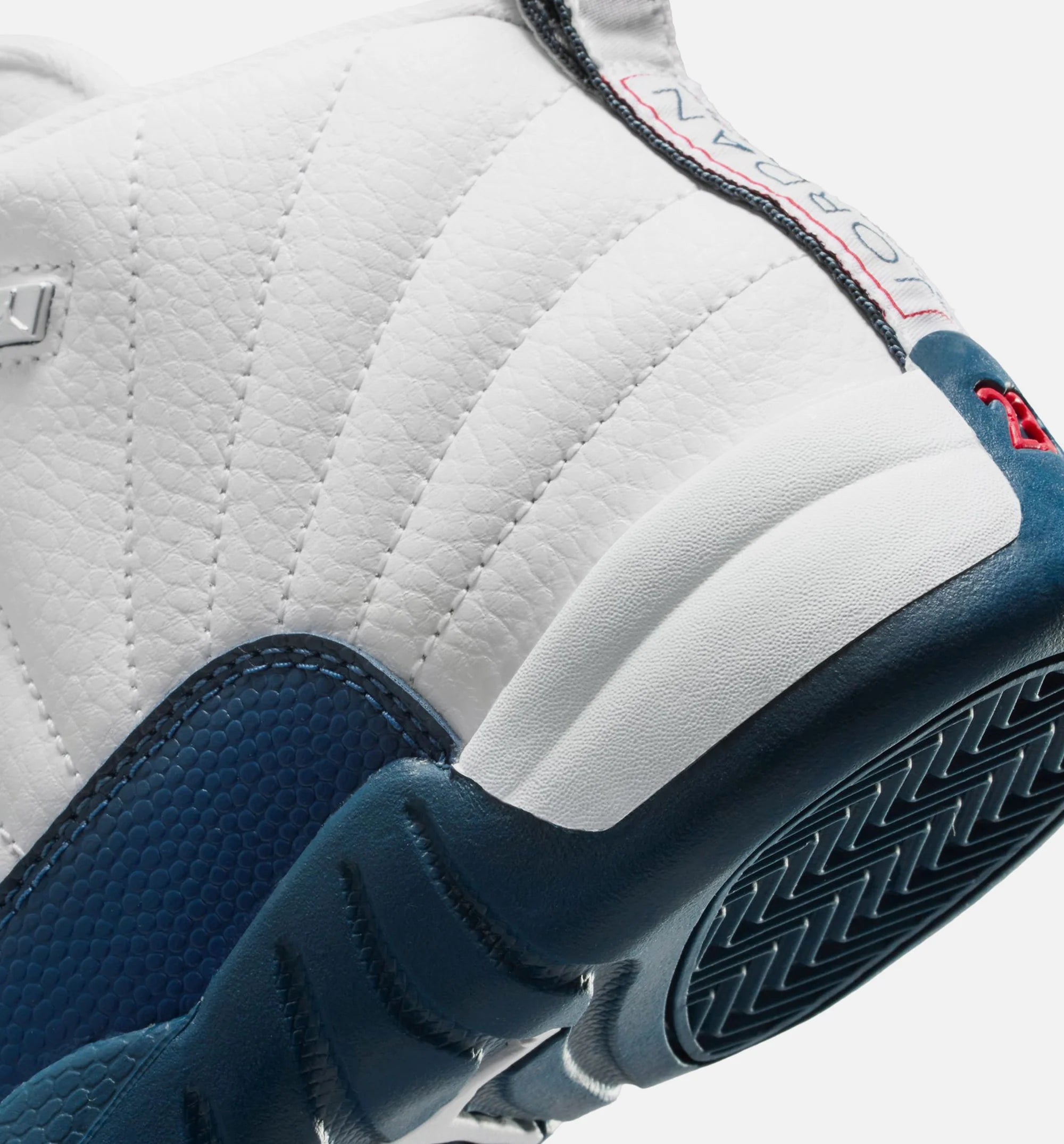 Air Jordan 12 Retro French Blue Preschool Lifestyle Shoe White French Blue Metallic Silver Varsity Red