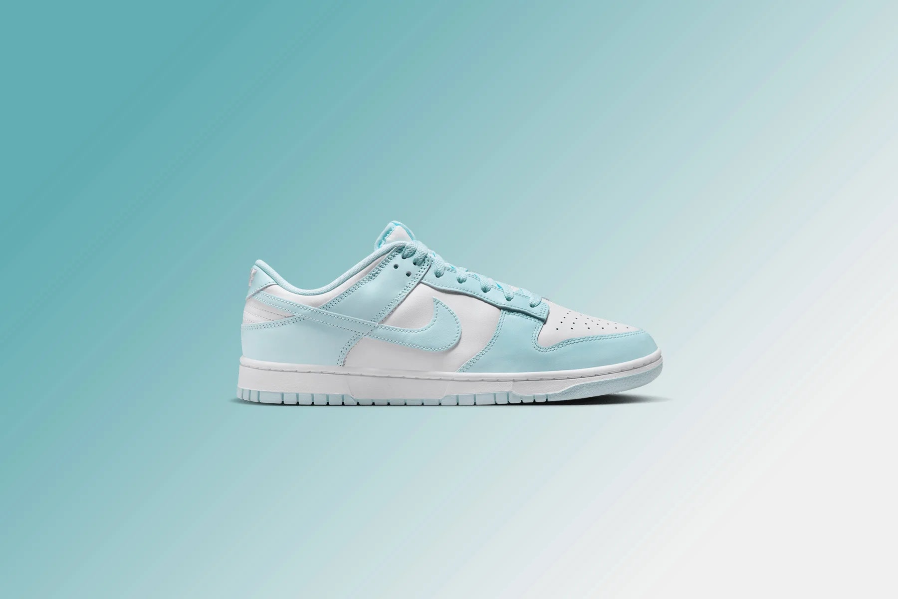 Dunk Low Retro White Glacier Blue