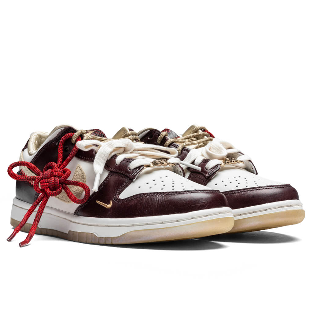 Womens Dunk Low Year Of The Snake Sail Team Gold Sail Burgundy Crush