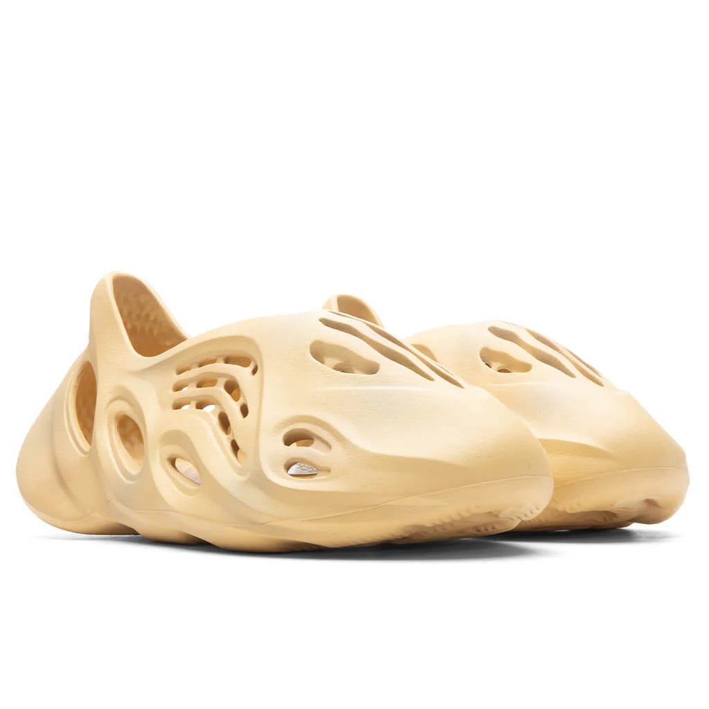 Yeezy Foam RNR Desert Sand
