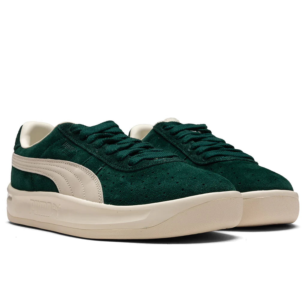 GV Special Suede Dark Myrtle Warm White