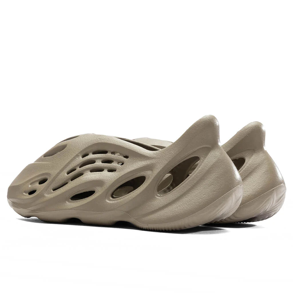 Yeezy Foam RNR Stone Taupe