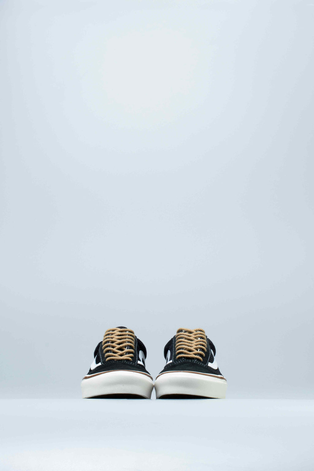 Anaheim Factory Old Skool 36 DX Mens Shoe OG Black Suede Corduroy