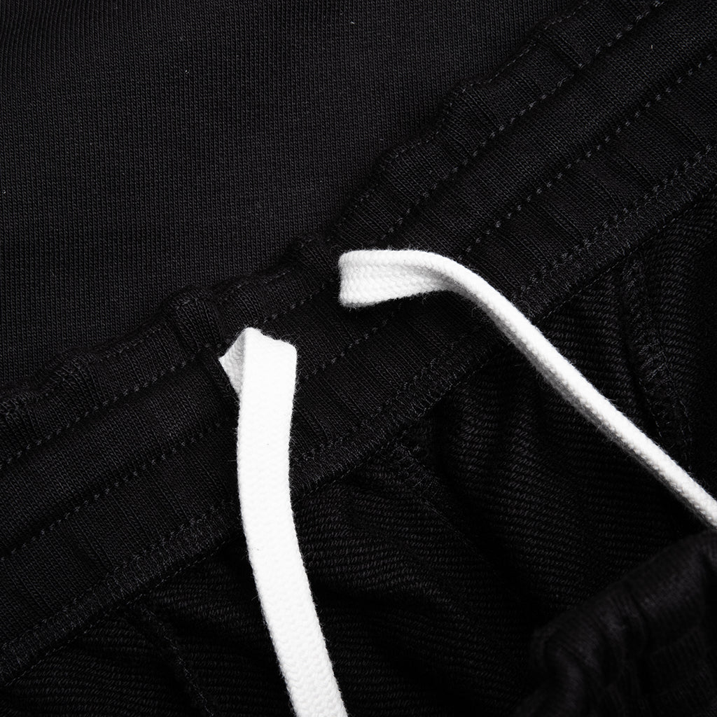 Initial Sweatshorts Black
