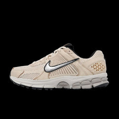 WMNS Nike Zoom Vomero 5 Pearl White Chrome Light Bone