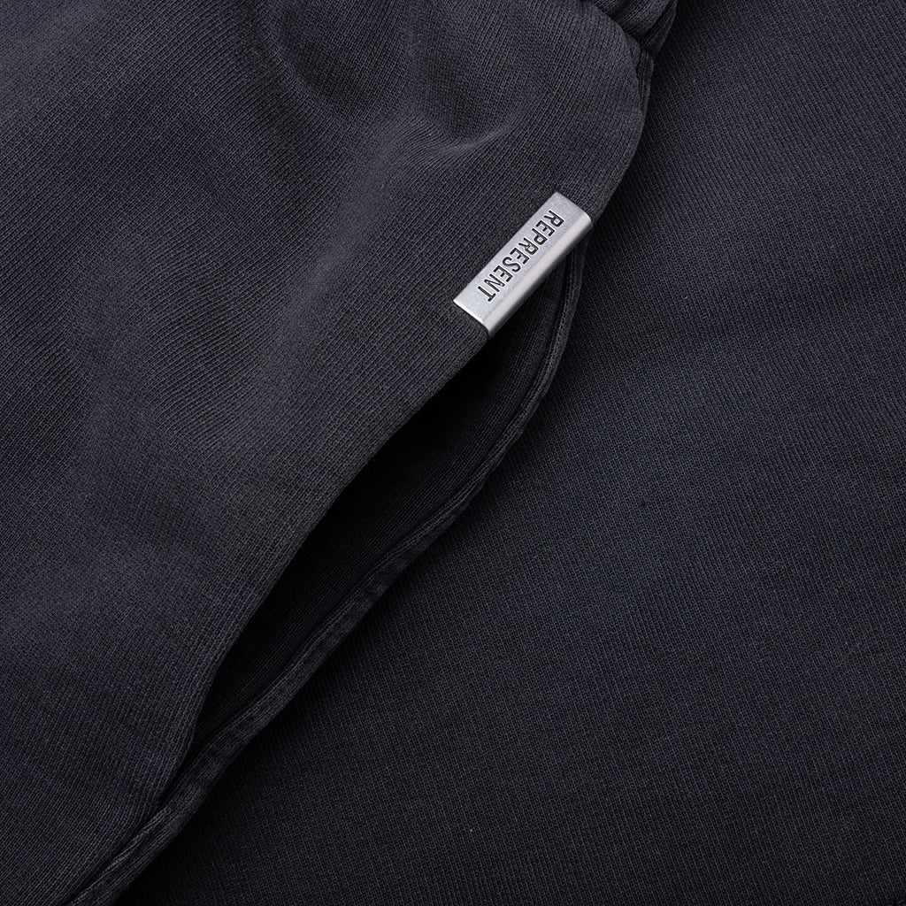 Owners Club Shorts Aged Black