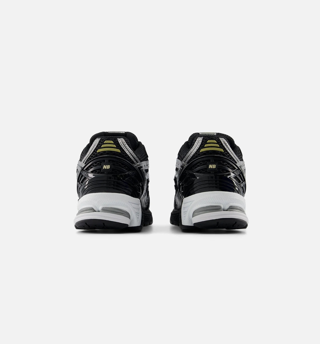 1906R Mens Lifestyle Shoe Black Grey White