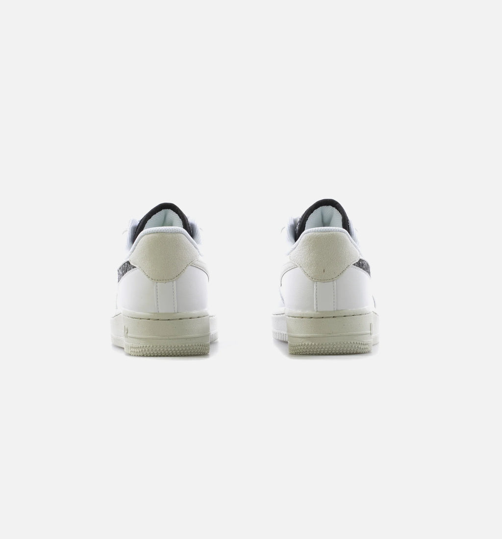 Air Force 1 07 Low SE Womens Lifestyle Shoe White Black