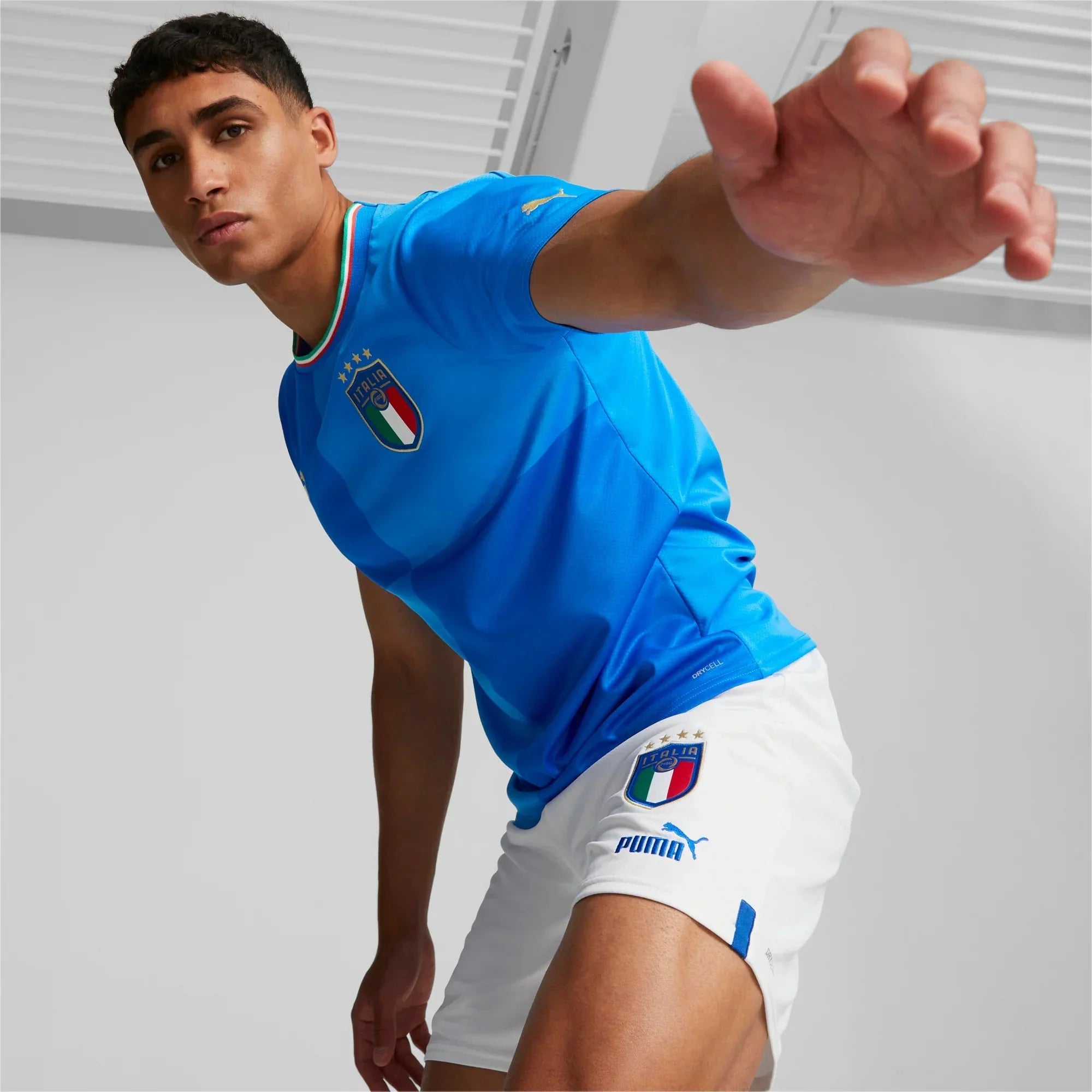 PUMA Mens Italy Home Jersey 22