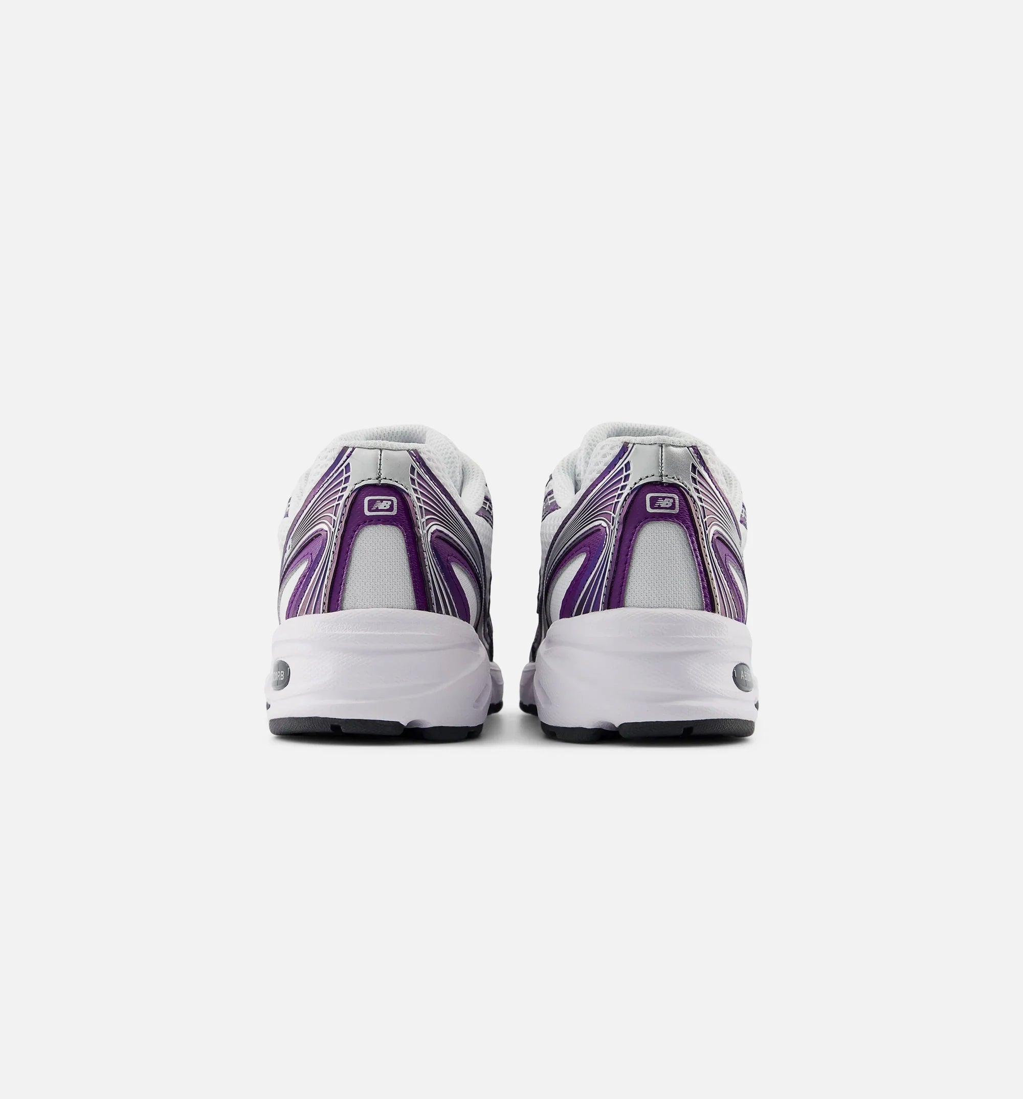 740 Mens Lifestyle Shoe Concord Grape White Phantom