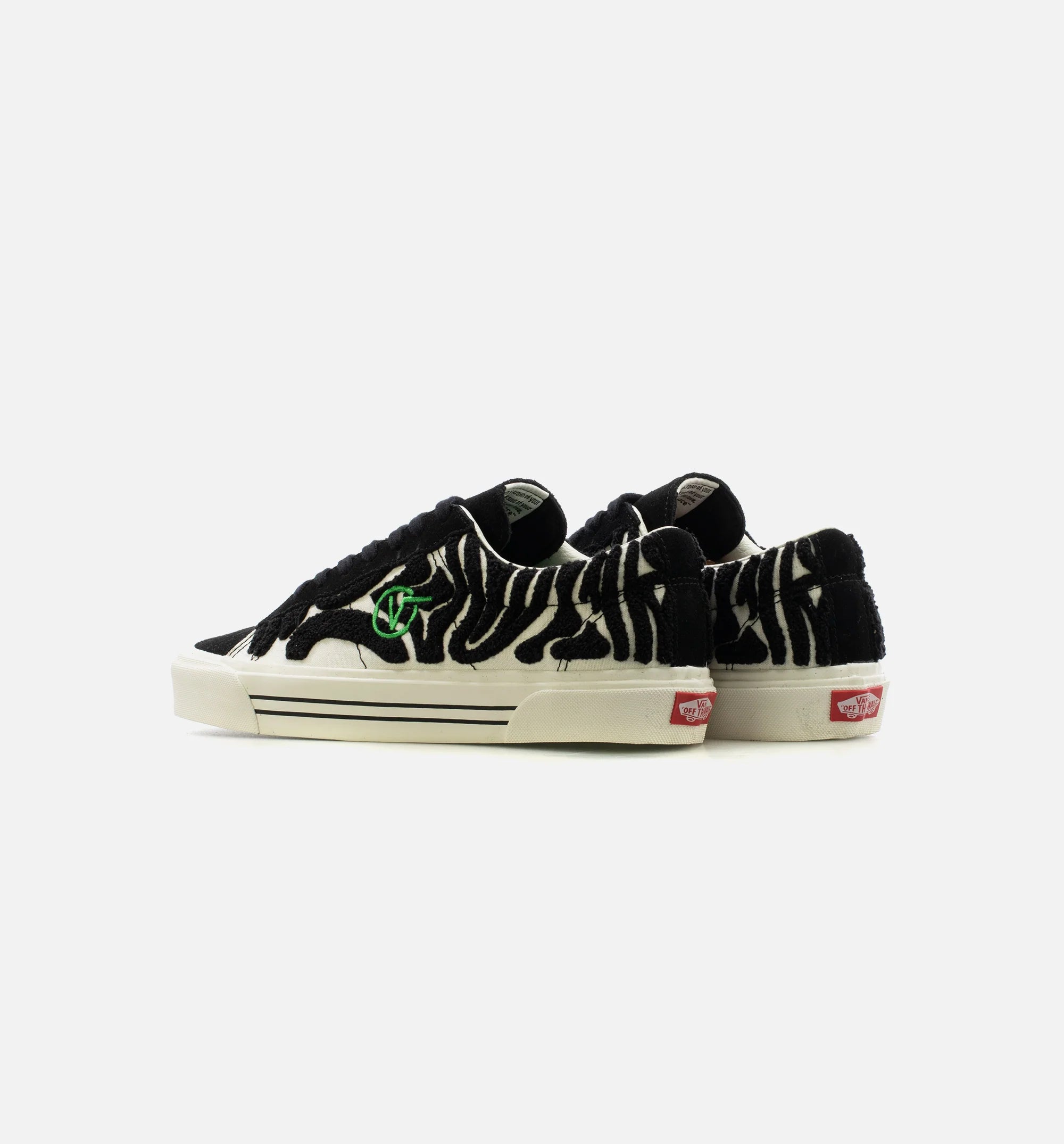 Anderson Paak X Vans Sid DX Mens Skateboarding Shoe Black White