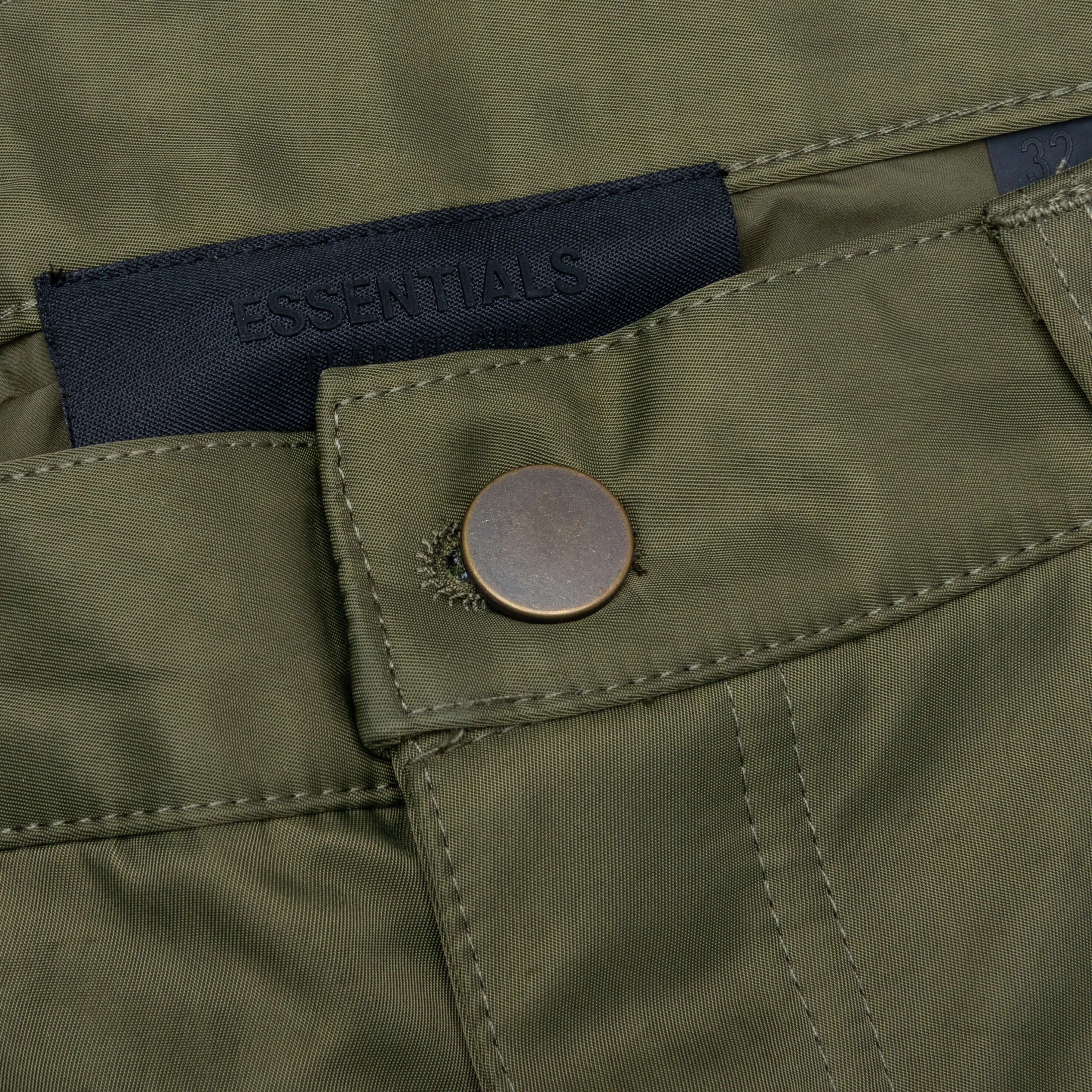 Textured Nylon 5 Pocket Pant Military