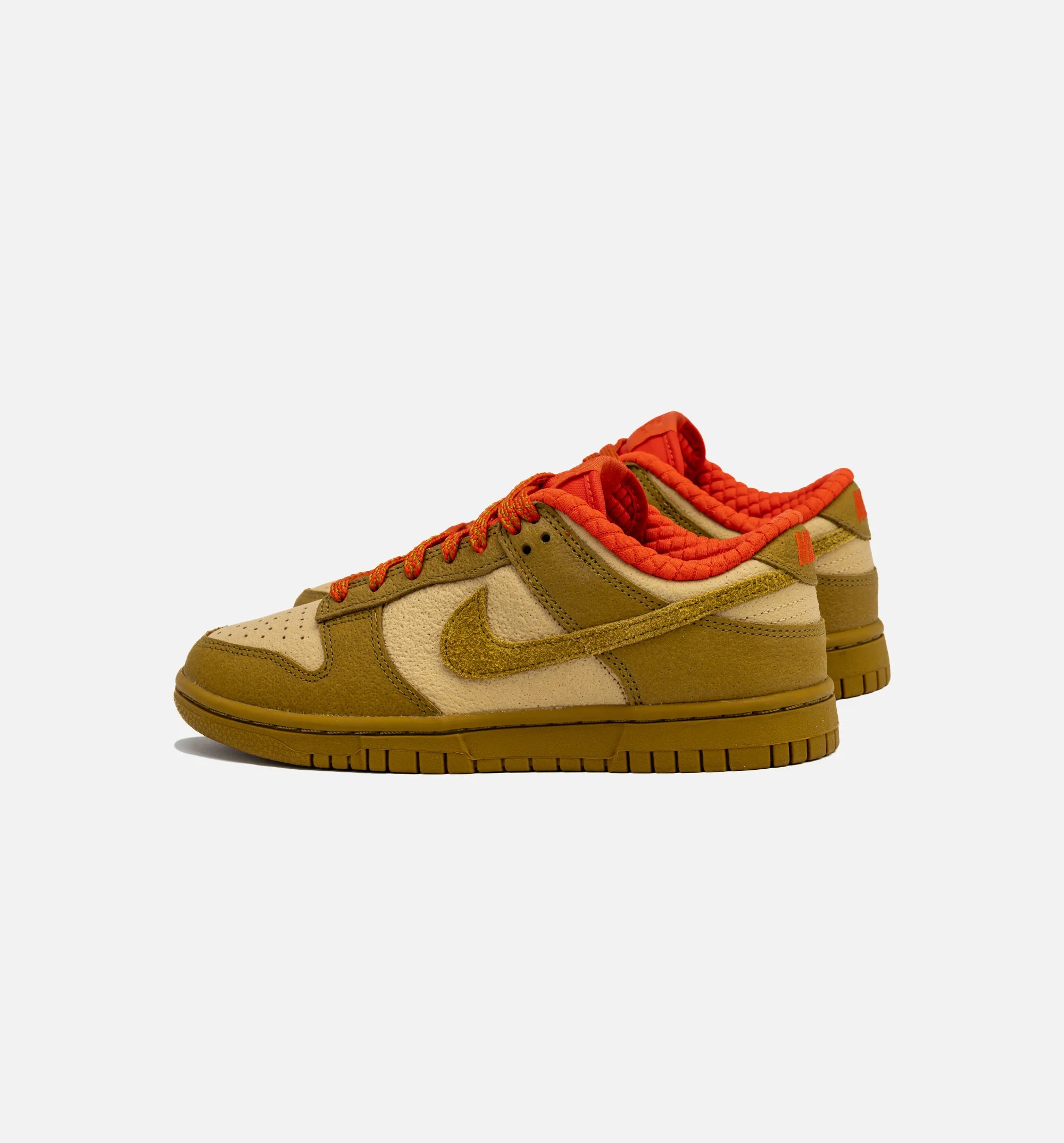 Dunk Low Bronzine Picante Red Womens Lifestyle Shoe Sesame Bronzine Picante Red