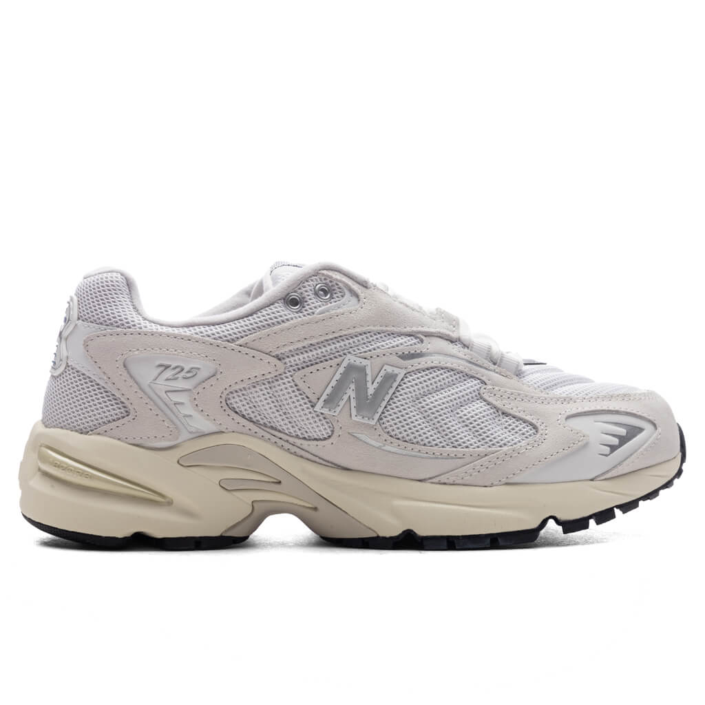725 White Reflection Metallic Silver