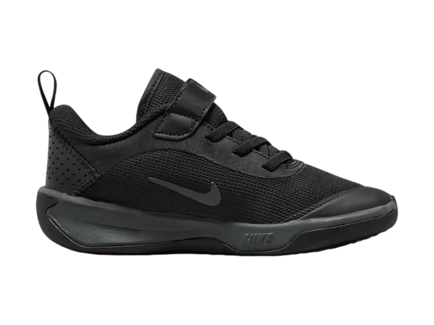 Tenis Nike Omni Multi Court Negro para Niño