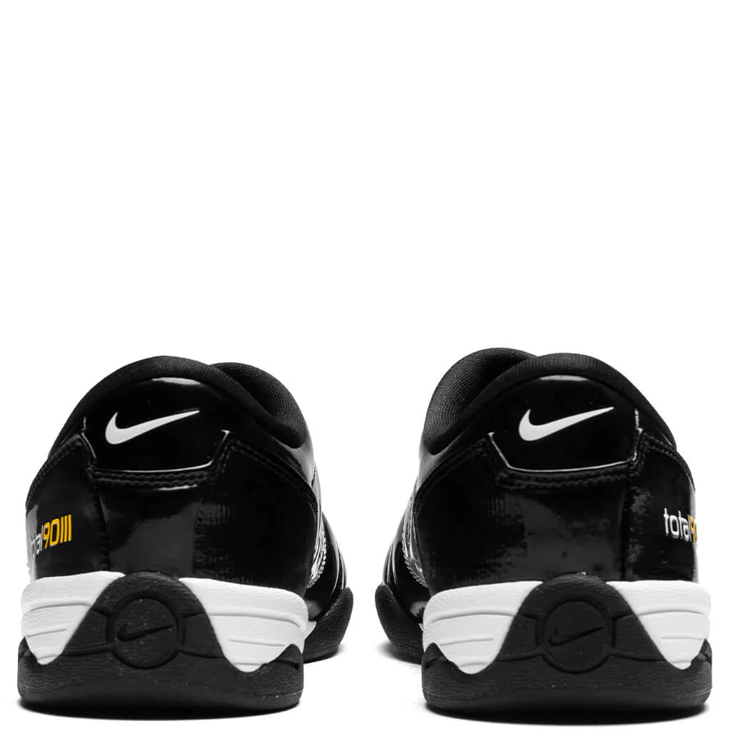 Total 90 III Black White Metallic Silver