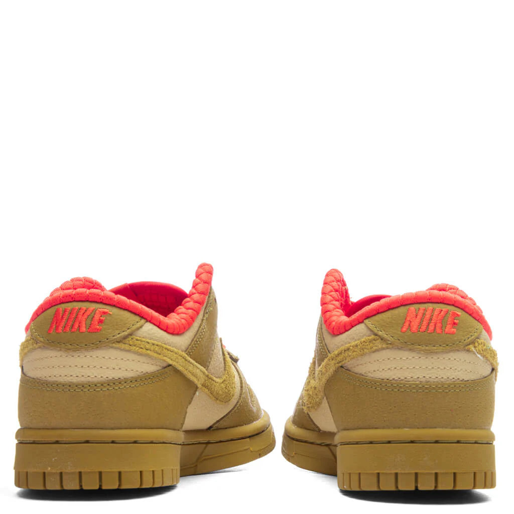 Womens Dunk Low Sesame Bronzine Picante Red