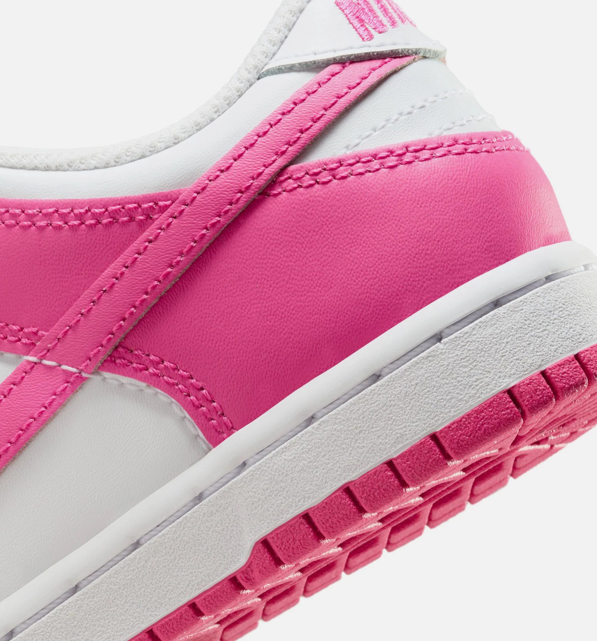 Dunk Low Laser Fuchsia Preschool Lifestyle Shoe White Laser Fuchsia