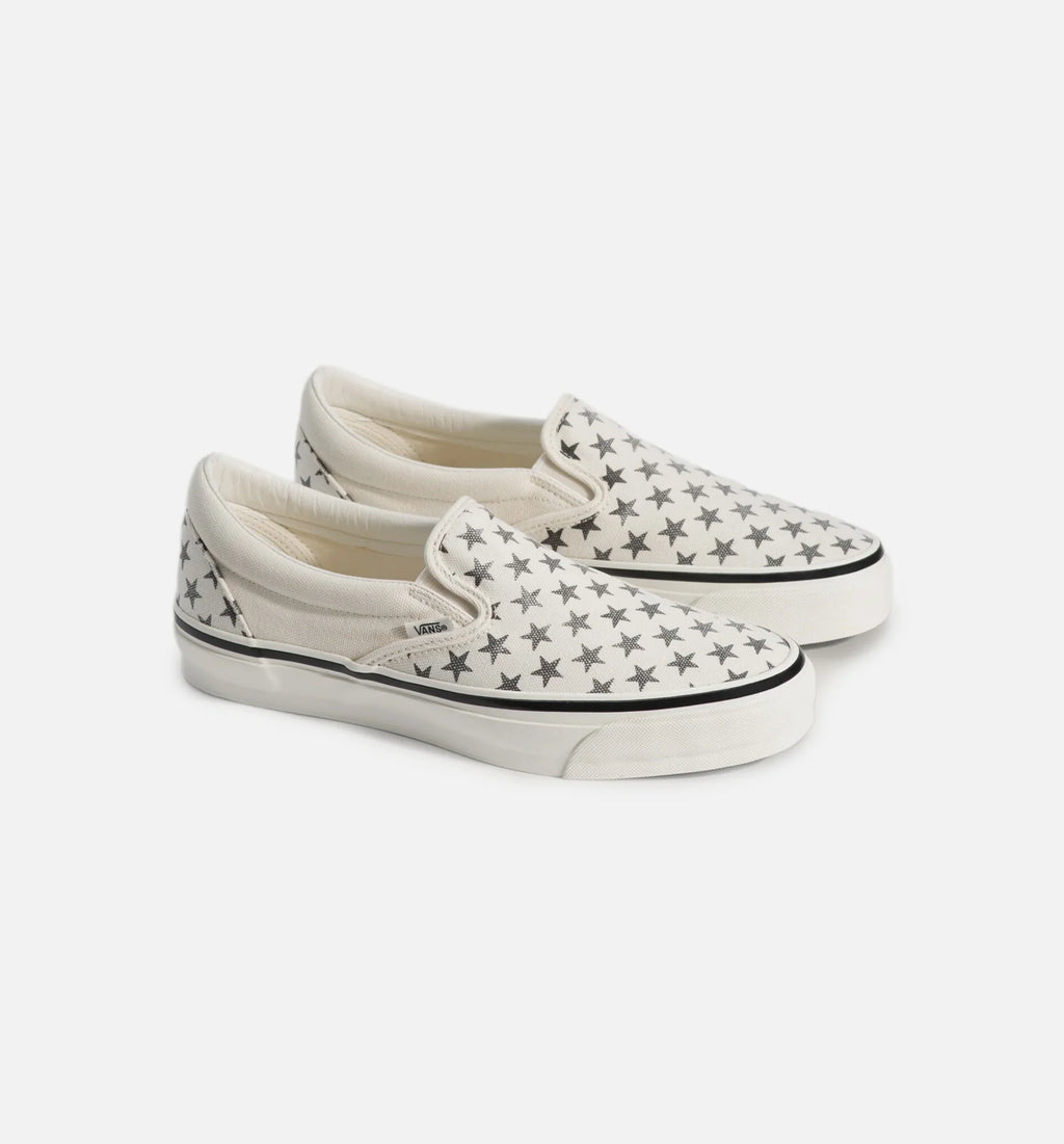 Premium Classic Slip On Mens Lifestyle Shoe White