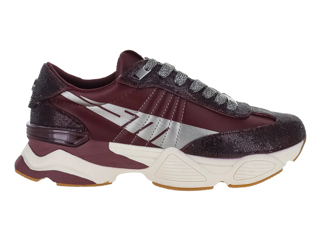 Tenis Steve Madden Setback Color Cherry para Mujer
