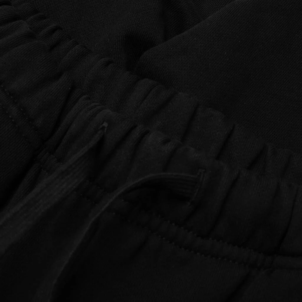 Academy Short Black White