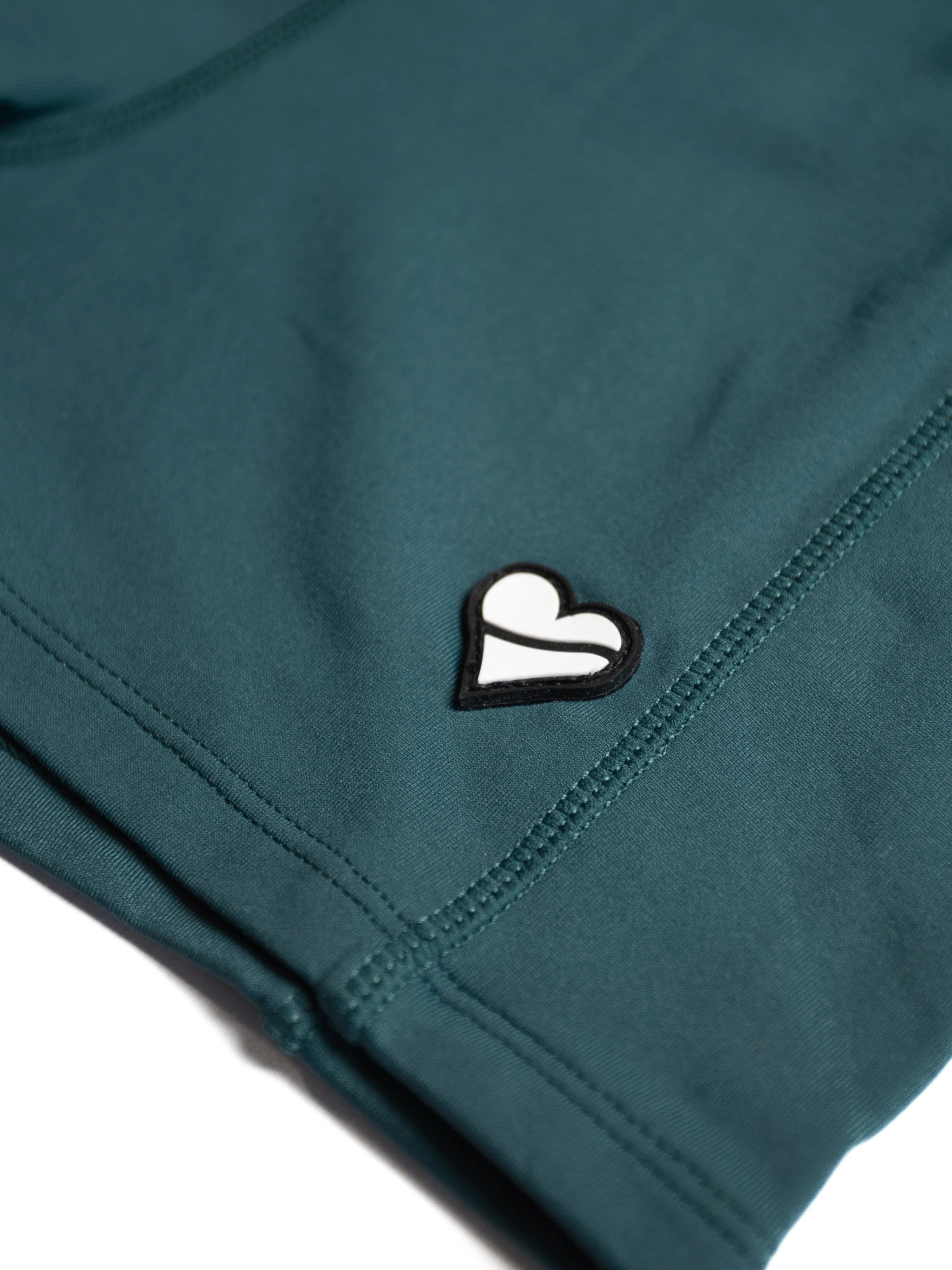 Heartbreak Womens Triple Pocket 2 Running Shorts
