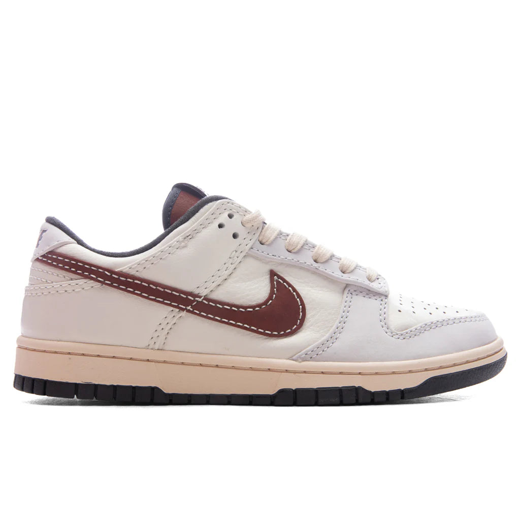 Dunk Low Dark Pony Soft Pearl Pearl White
