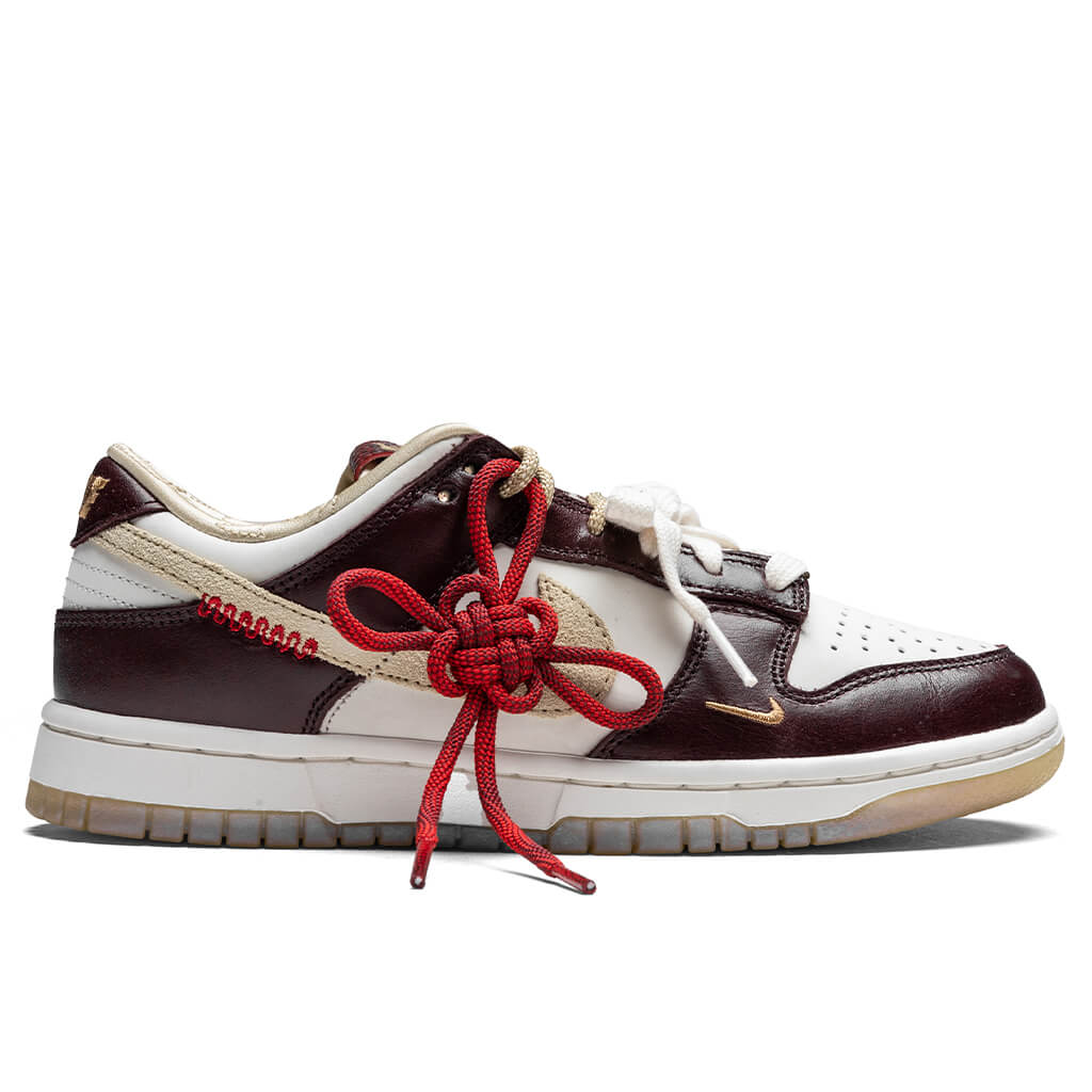 Womens Dunk Low Year Of The Snake Sail Team Gold Sail Burgundy Crush