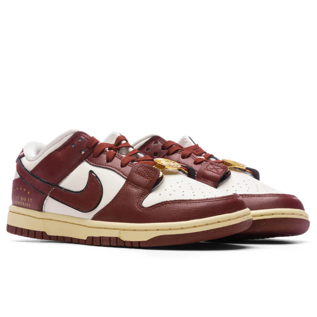 Womens Dunk Low SE Sisterhood Team Red Sail Team Red Black Muslin