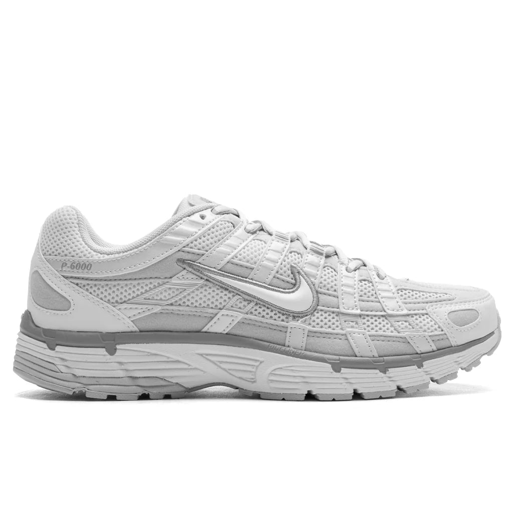Womens P 6000 Metallic Summit White White Pure Platinum