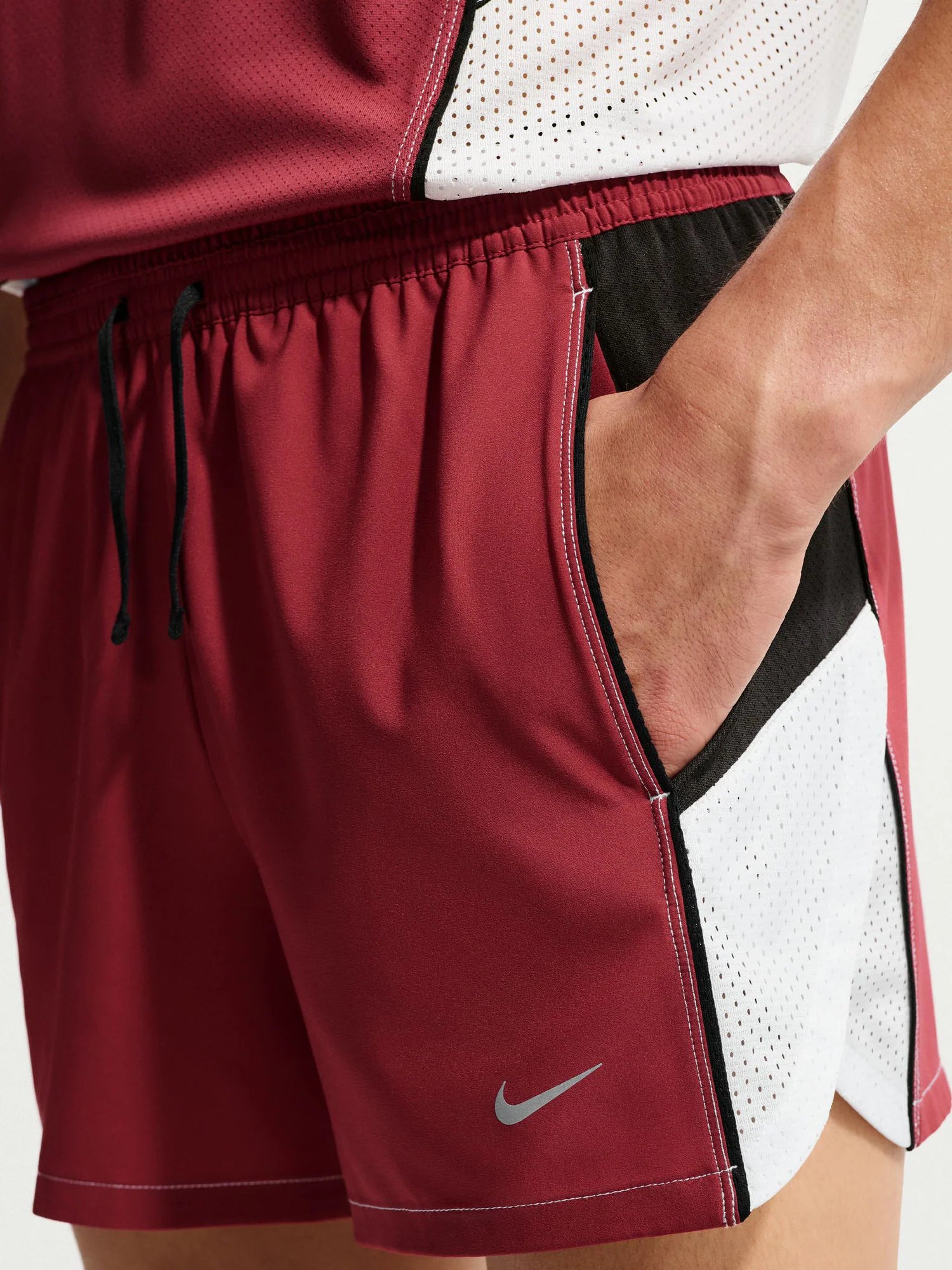 Nike Mens Retro Dri FIT 4 Brief Lined Running Shorts