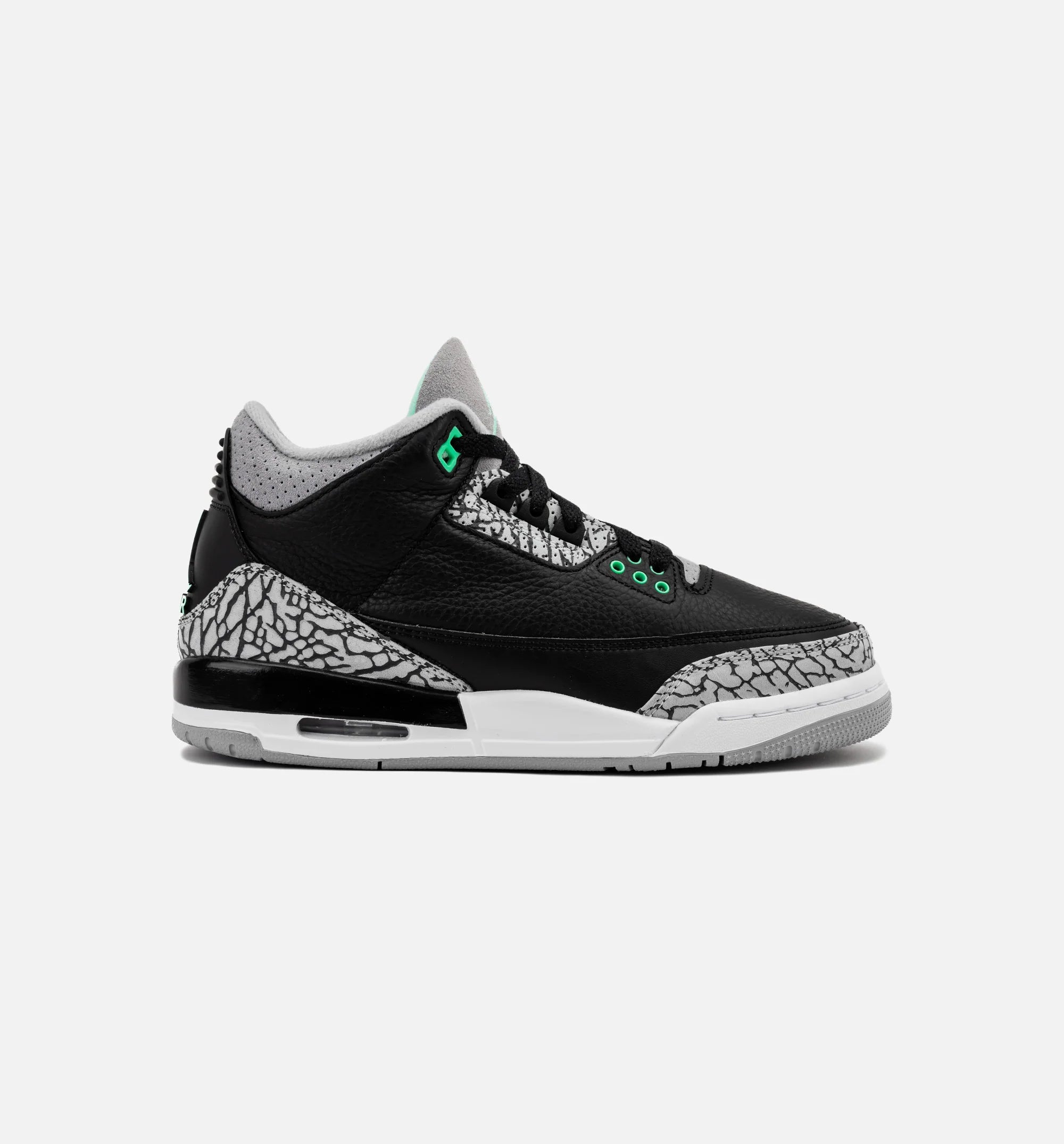 Air Jordan 3 Retro Green Glow Grade School Lifestyle Shoe Black Green Glow Wolf Grey White